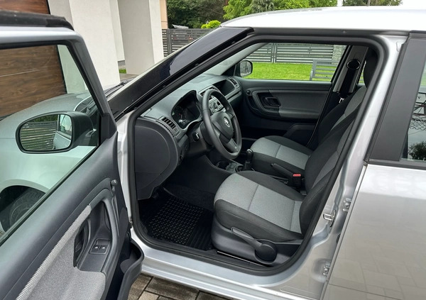 Skoda Fabia cena 23900 przebieg: 159000, rok produkcji 2014 z Wyszków małe 436